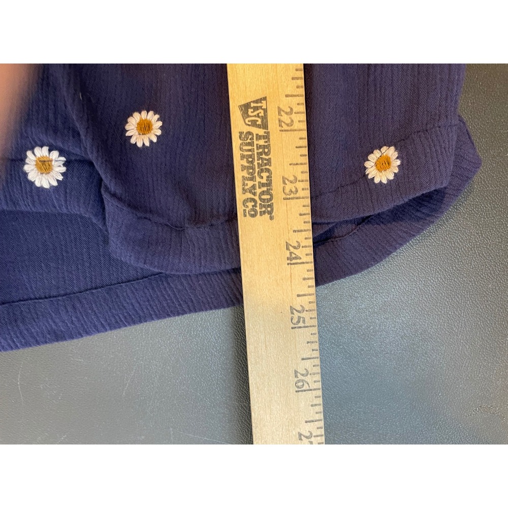 Denim & Company Womens XS Blouse Navy Blue Embroidered Daisy Button Front Top - Picture 7 of 8